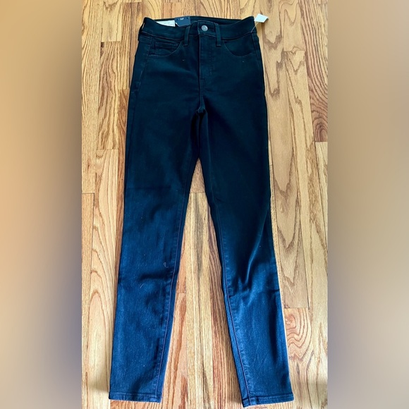 GAP NWT WOMEN'S JEANS SIZE 4/27 UNIVERSAL JEGGING HIGH RISE BLACK DENIM - Picture 1 of 8